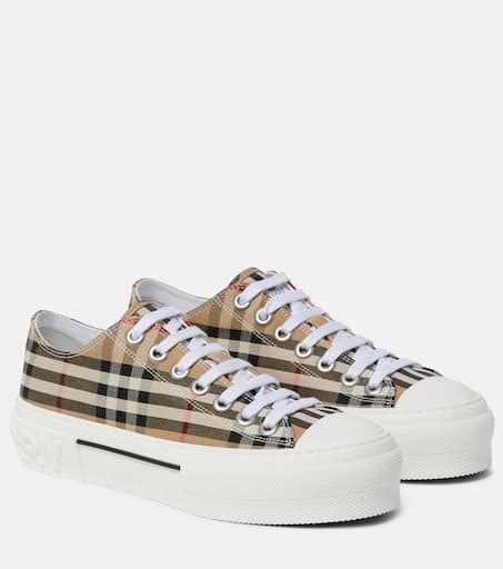 cheap burberry shoes for sale|burberry shoes outlet online.